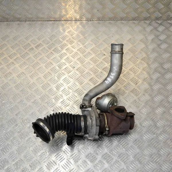 Käytetty turboahdin OEM 77047502 Opel Zafira Tourer C:lle image 2