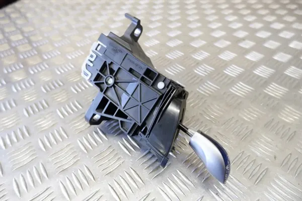 Mécanisme de changement de vitesse Toyota OEM 3355047112 image 3