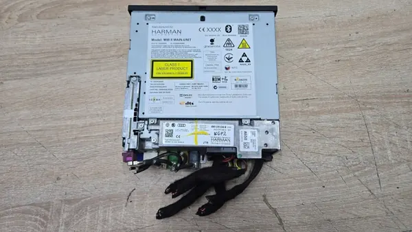 Audi Q7 Navigationsleser OEM 4M0035036B image 4
