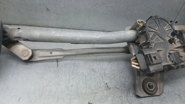 Pyyhkijämekanismi Opel Astra H 1.9CDTI 04-07 OEM image 3