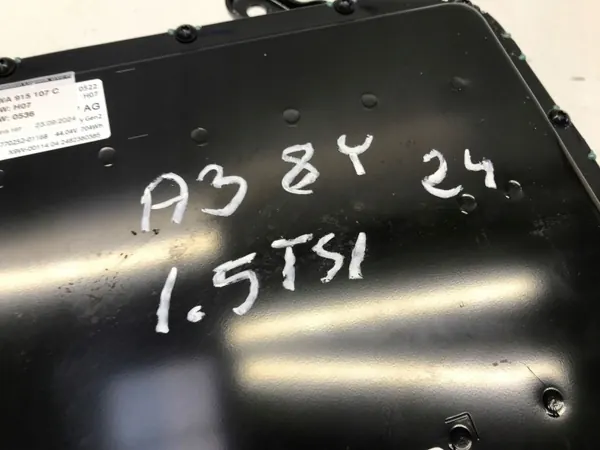 Audi OE Accu 3WA915107C voor A3 8Y Lift 1.5 eTSI image 4