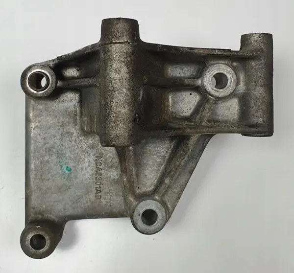 Soporte bomba dirección Jaguar XJ X308 OEM NCA8301AB image 2