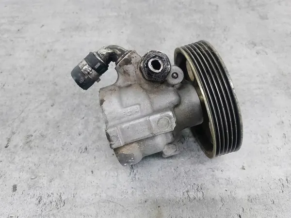 Servostyrningspump Peugeot Partner I OEM 9638383080 image 5