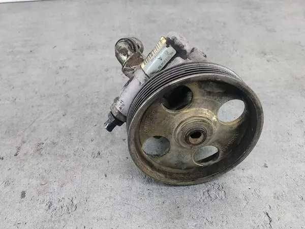 Servostyrningspump Peugeot Partner I OEM 9638383080 image 6