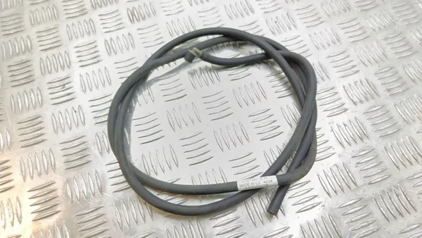 Mercedes Ruitensproeier Slang OEM A2218600892 image 2