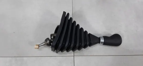 Pomo de mudanças Suzuki Jimny III OEM - Usado image 3