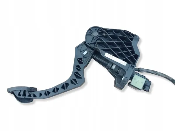 Pedal de embrague OEM 3C1721059BE para VW Passat B6 image 2