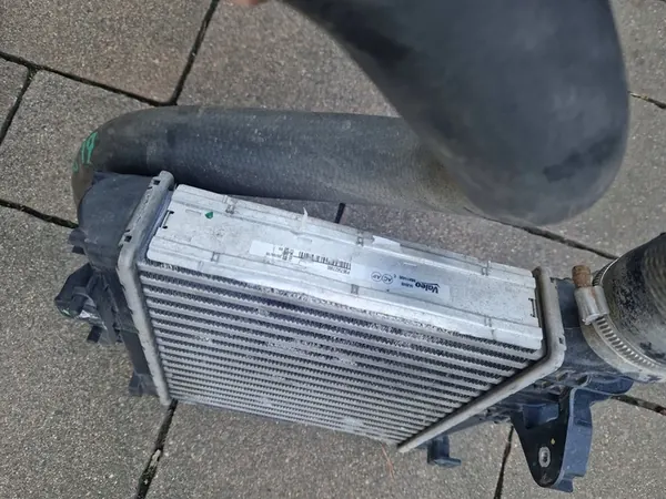 Peugeot 308 T9 C4 Picasso II 1.6 HDI Intercooler Set OEM image 2