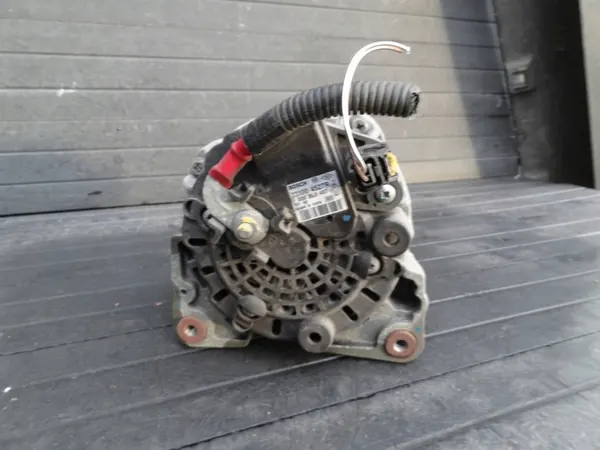 DACIA DOKKER 2013 1.6 8V Vaihtovirtageneraattori image 2