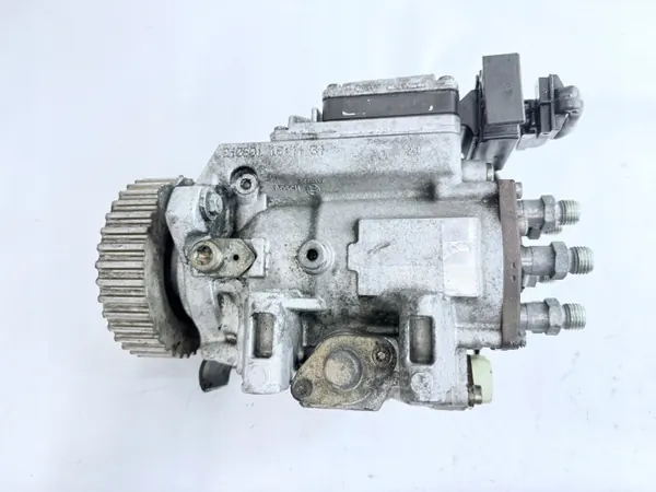 Bosch ruiskutuspumppu OEM 059130106J Audi 2.5 TDI image 2