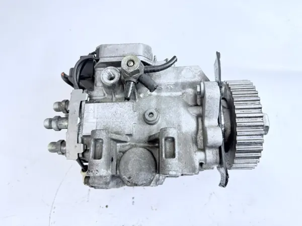 Bosch ruiskutuspumppu OEM 059130106J Audi 2.5 TDI image 3