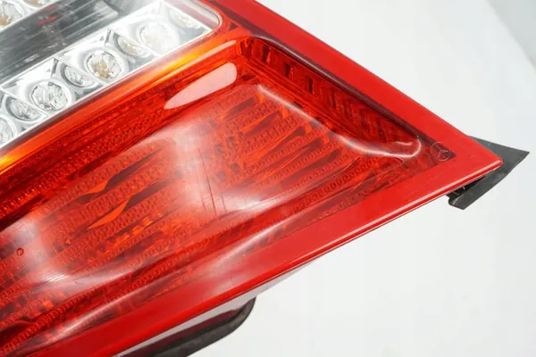 Linker Achterlicht Mercedes W204 A2048203964 image 5