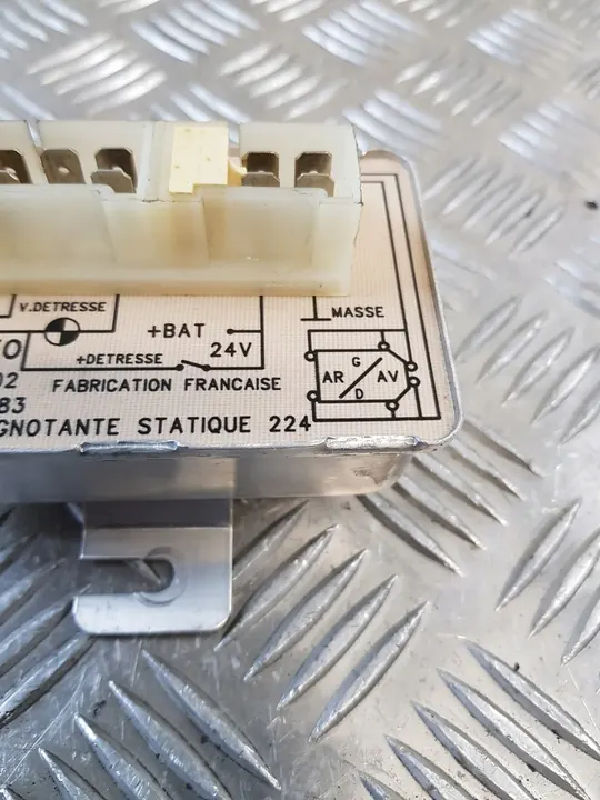 CRESTO Relais image 3