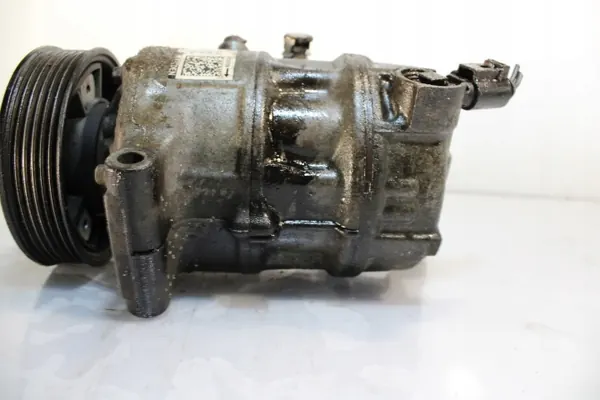 Ilmastointikompressori Volkswagen Passat B6 2.0TDI OEM 17201-27040 image 2