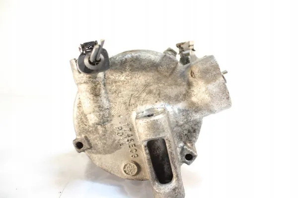 Ilmastointikompressori Volkswagen Passat B6 2.0TDI OEM 17201-27040 image 4