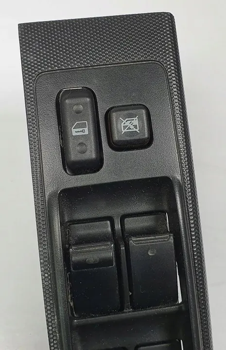 Achterste linker raam bedieningstoets TOYOTA COROLLA VERSO image 2