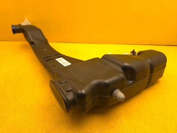 Ruitensproeiervat Mercedes 167 image 2