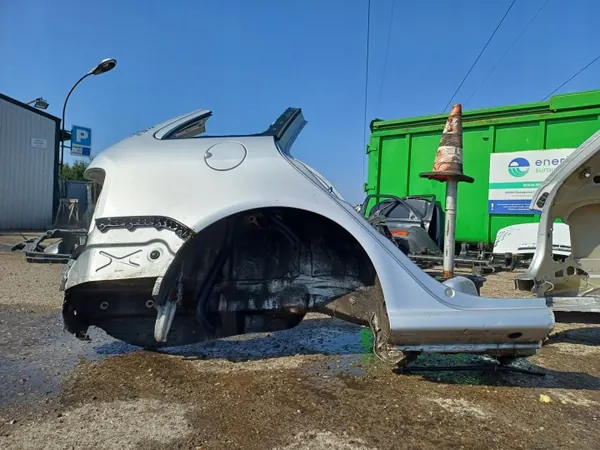 OEM RTEKO LUK3425 Höger bakskärmskvart image 5