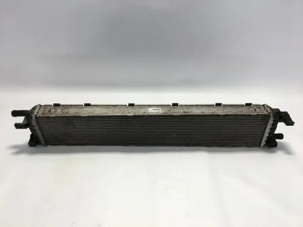 Intercooler agua OEM 8K0145804F para Audi Q3 8U image 2
