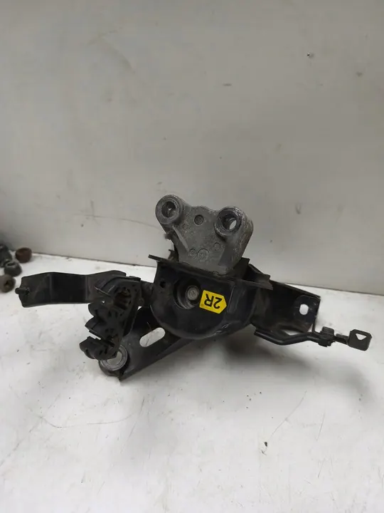 Supporto Motore Destro Toyota Prius Plus image 4