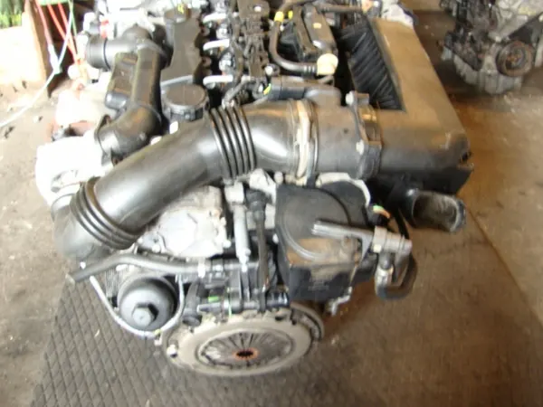 Moteur Citroen Peugeot 1.6 HDI 9HZ 110ch 2009 image 5