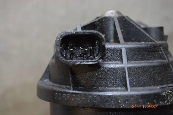 Opel Polttoainesuodattimen kotelo 9129137 image 4