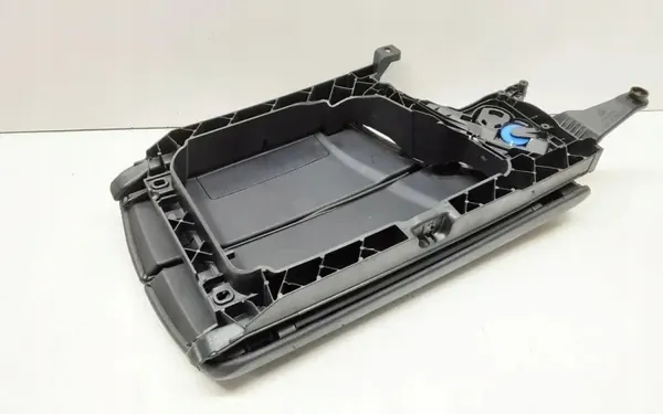 Accoudoir BMW 5 F10 OEM 9216890 - État utilisé image 3