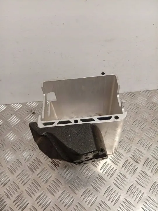 OEM 4K1915172A Akunpidike Audi A6 S6 C8:lle image 3
