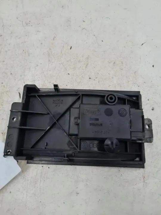 Relais de ventilateur de chauffage JF2 pour Audi A3 Sportback image 2