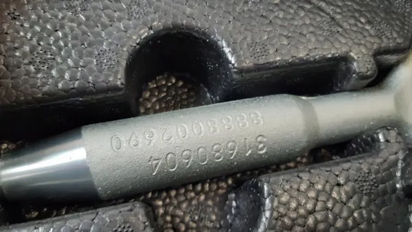 Kit reparação tapete bagageira Volvo V60 II OEM 31471271 image 8
