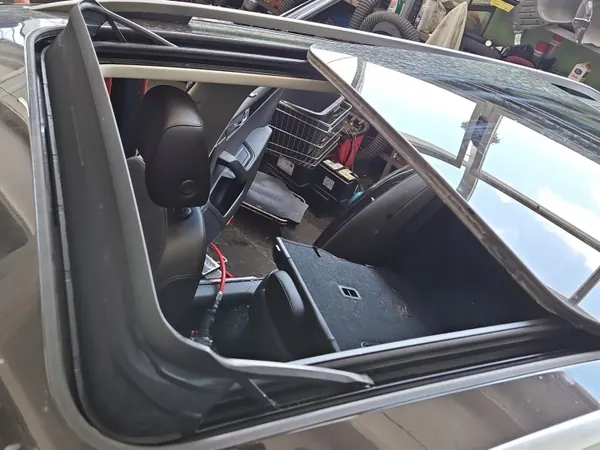 Skoda Panoramadak OEM 3G9877041G voor Superb III image 5