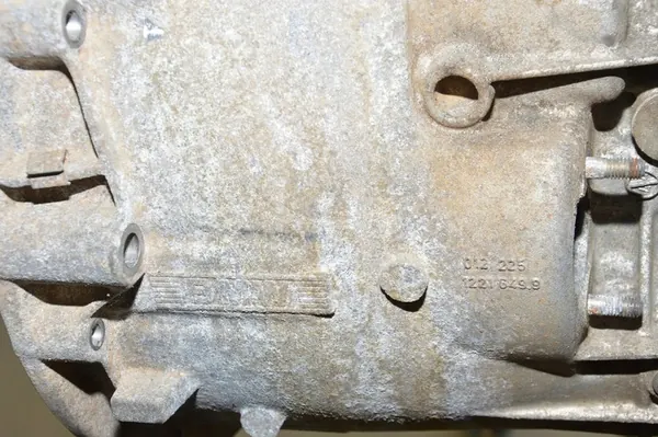 BMW 3 Touring E36 Vaihteisto 2.5L 1996 OEM 1221649 image 6