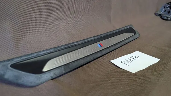 BMW 4 F36 Gran Coupe 2015 Türschwelle image 1