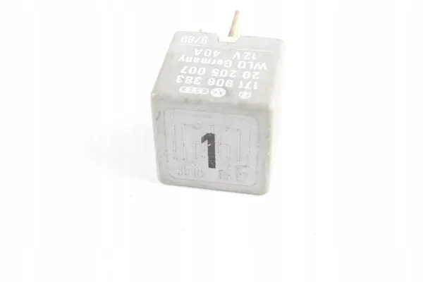 Relä '72' Volkswagen Golf III 191955529 image 3