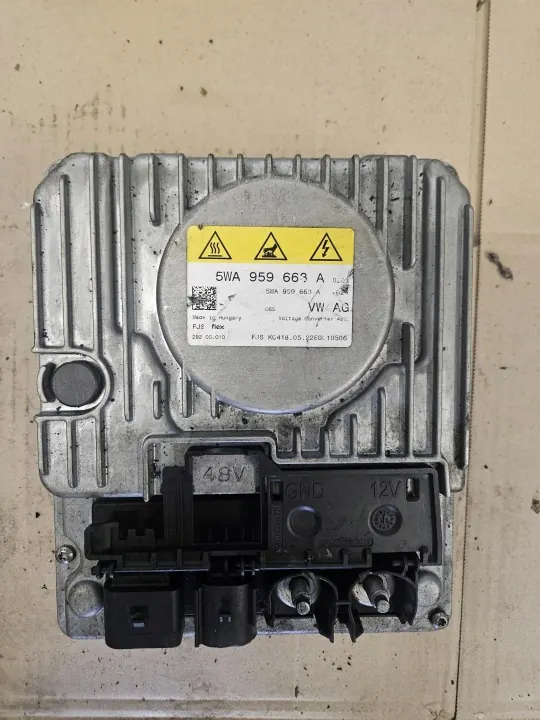 Convertidor de voltaje Audi A3 8Y 2023 OEM 5WA959663A image 2
