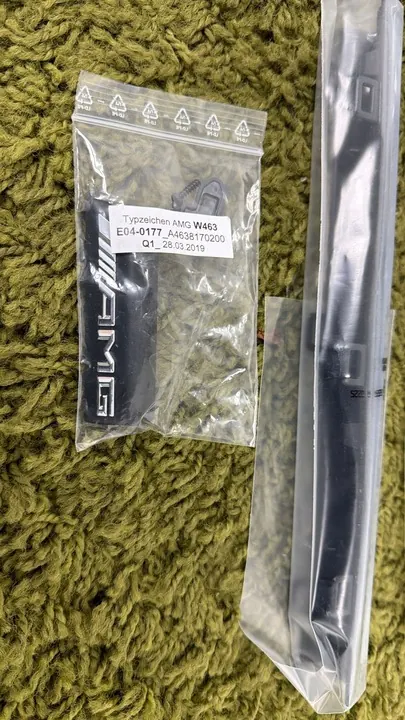 Grill Mercedes G 463 W463 AMG Begagnad OEM a4638880051 image 2