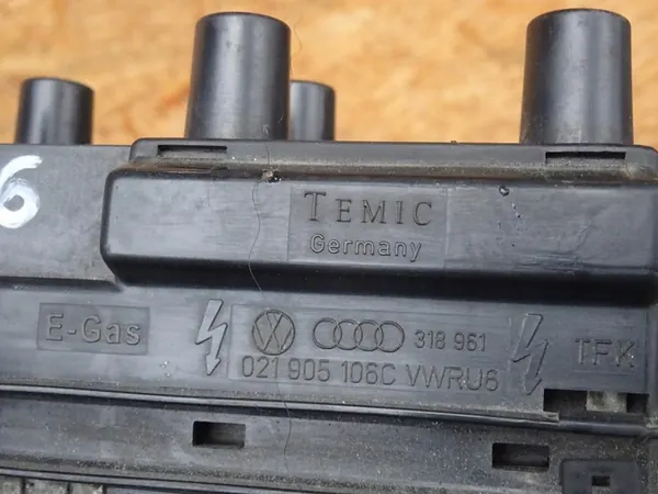 Bobina de ignição VW GOLF IV SEAT LEON I 2.8 V6 021905106C image 3