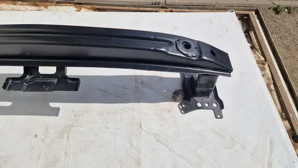 VW Passat CC 3C8 Etupuskuri image 6