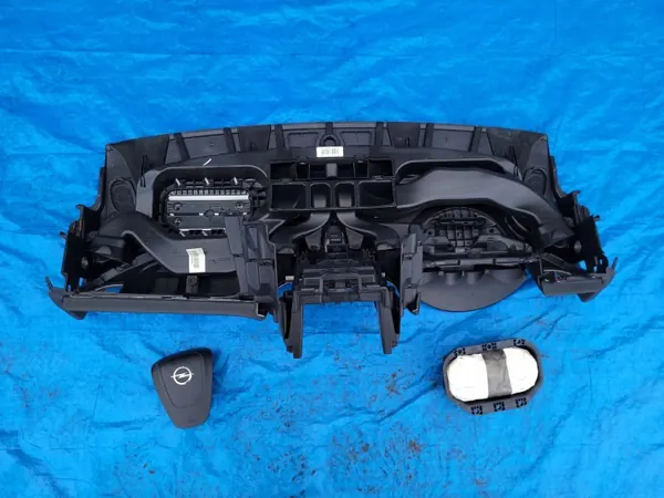 OEM 13301067 Opel Astra J Airbag del Salpicadero image 5