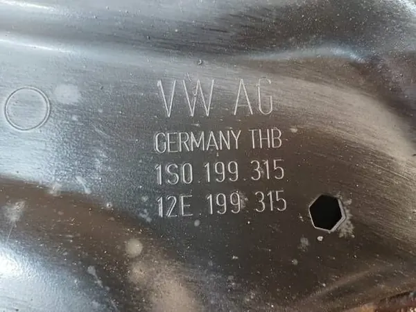 Skoda OE Ophangingslink OEM 1S0199315 - Gebruikt image 3