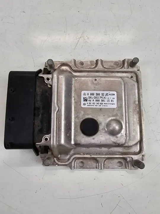 Mercedes-Benz AdBlue-Steuergerät OEM A0009009205 image 2