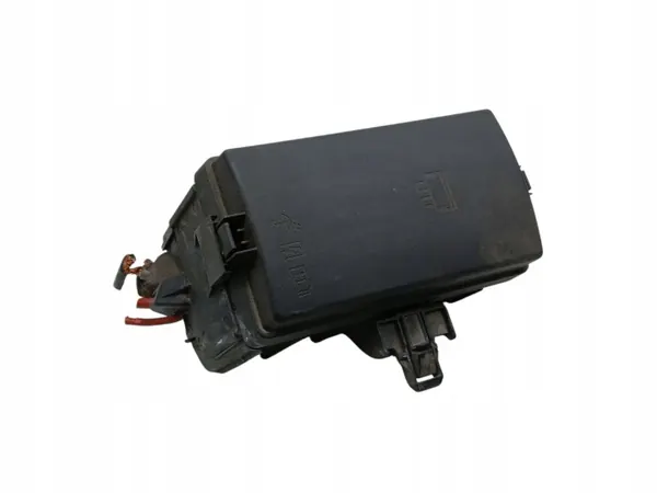 Sulakelaatikko OEM 5Q0907361C VW Golf VII:lle image 5