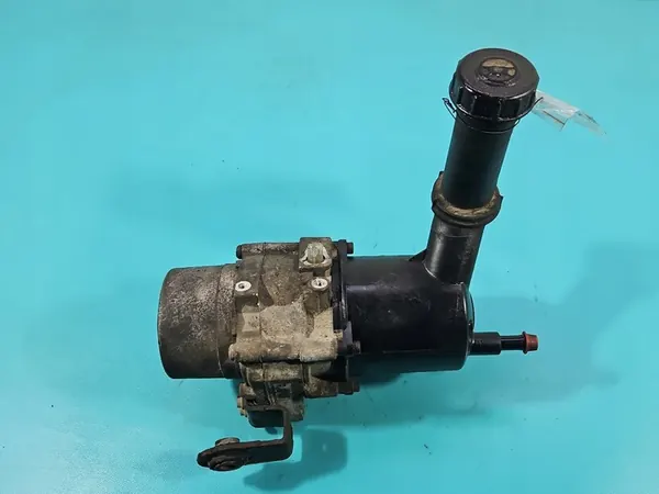 Servostyrningspump Citroen C4 I 1.6 HDI image 2