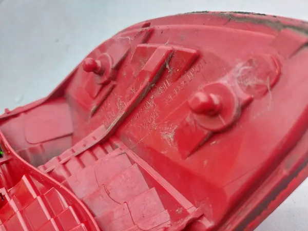 AUDI A3 8P 05-08R 5D Luz Trasera Derecha Original image 5