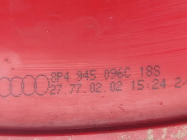 AUDI A3 8P 05-08R 5D Luz Trasera Derecha Original image 6