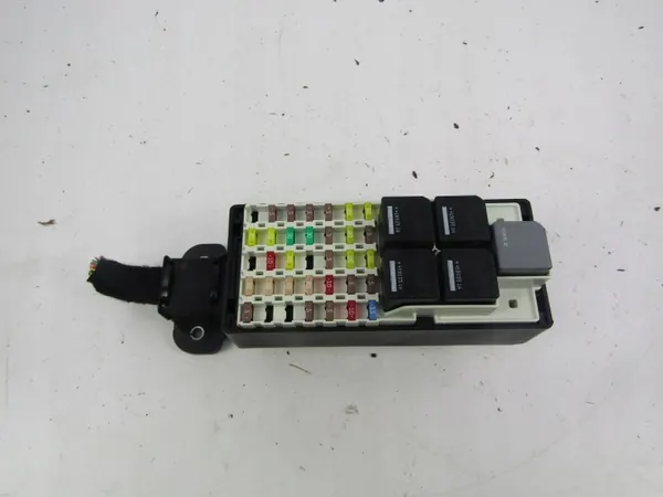 Jaguar I-PACE sulakekotelo OEM GX73-14A067-AE image 2