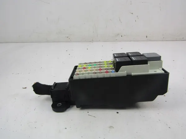 Jaguar I-PACE sulakekotelo OEM GX73-14A067-AE image 4