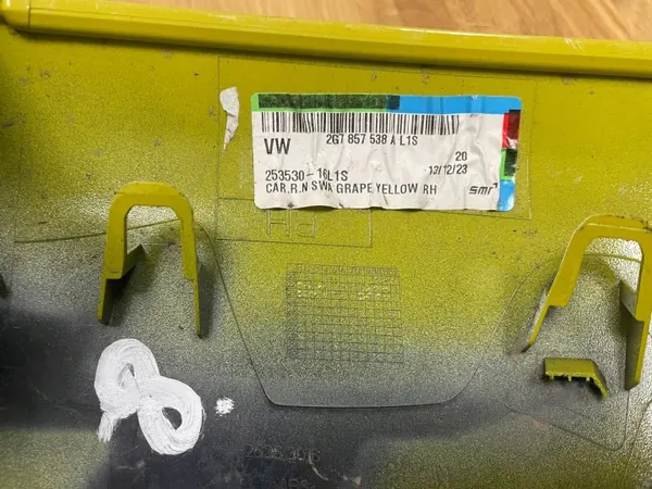 Cache Rétroviseur Droit OEM VW Taigo 21-24 image 4