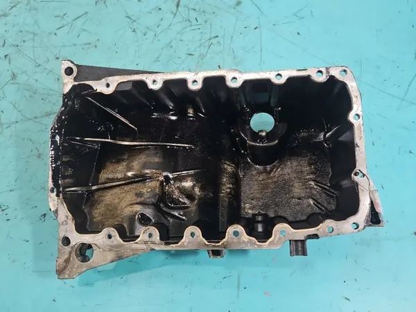 Cárter de óleo OEM 03L103603D para Audi A4 B8 2.0 TDI image 3