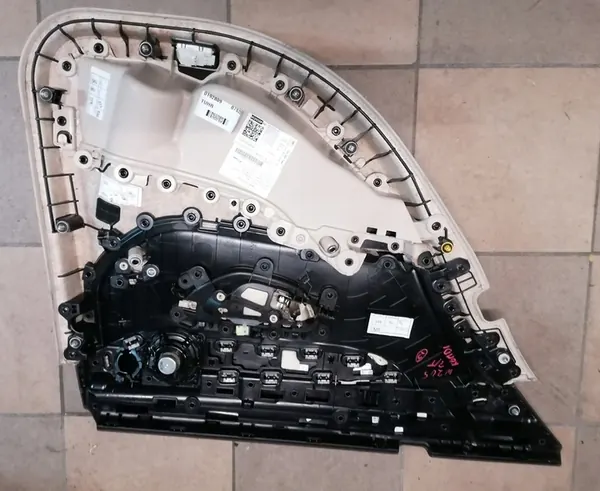 MERCEDES W205 2015 Kombi Achterdeurpaneel Rechts image 3